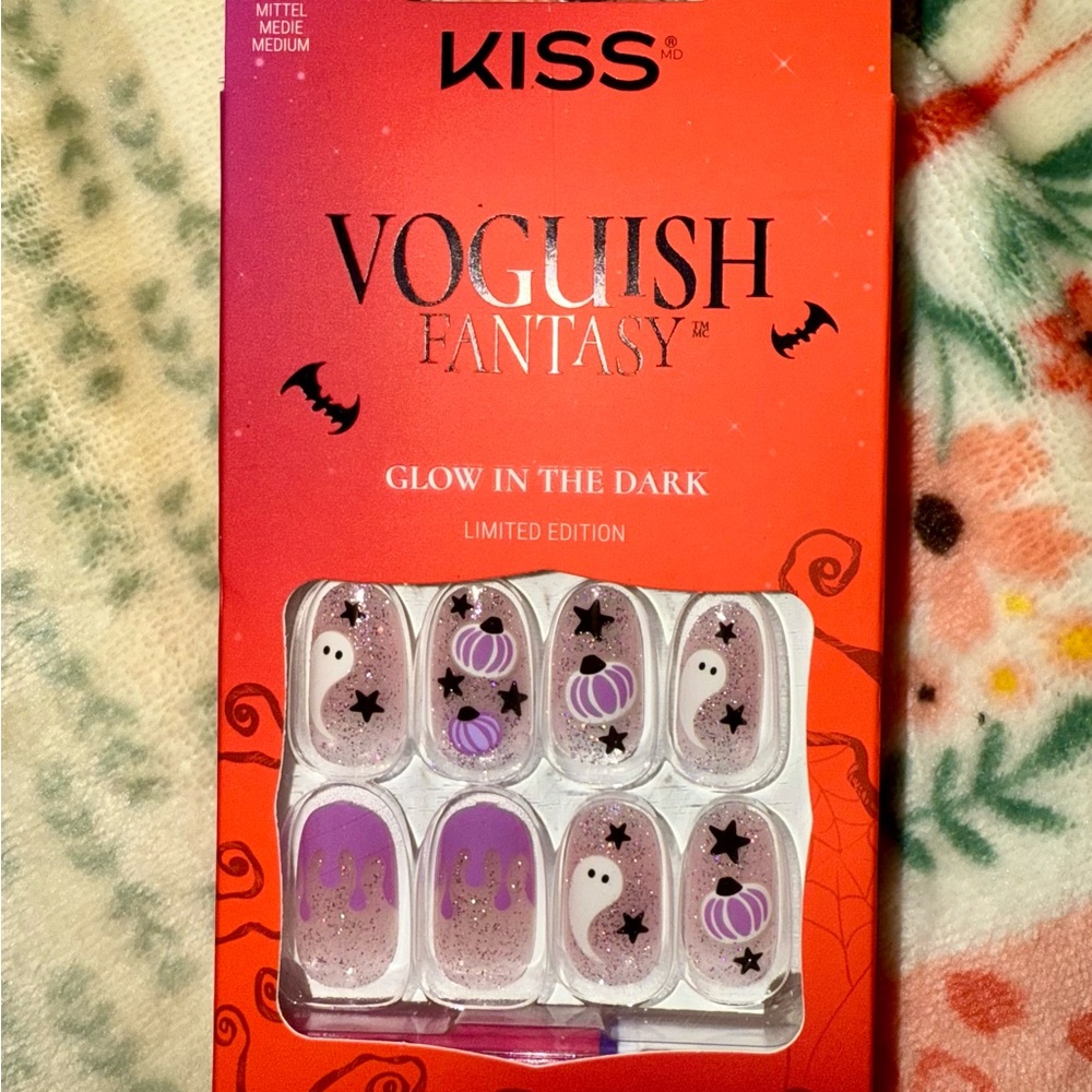 KISS Voguish Fantasy Halloween Nail Set with pumpkins. Brand new! Medium length. - Picture 10 of 10